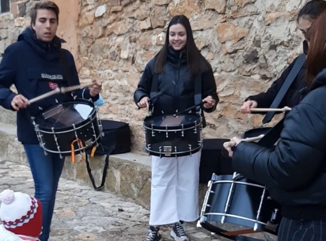 Loscos se suma este año al tradicional acto turolense de Romper la Hora