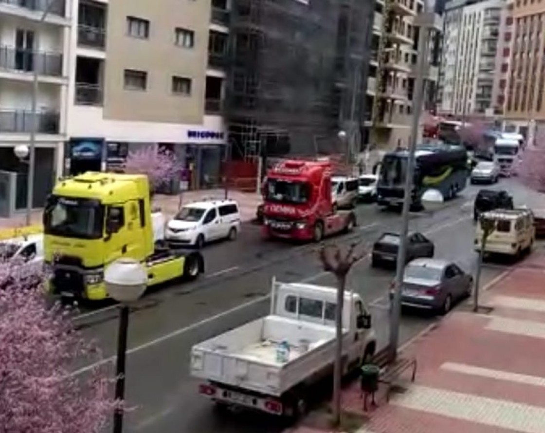 Los camioneros de Teruel reciben multas de 200 euros tras las protestas