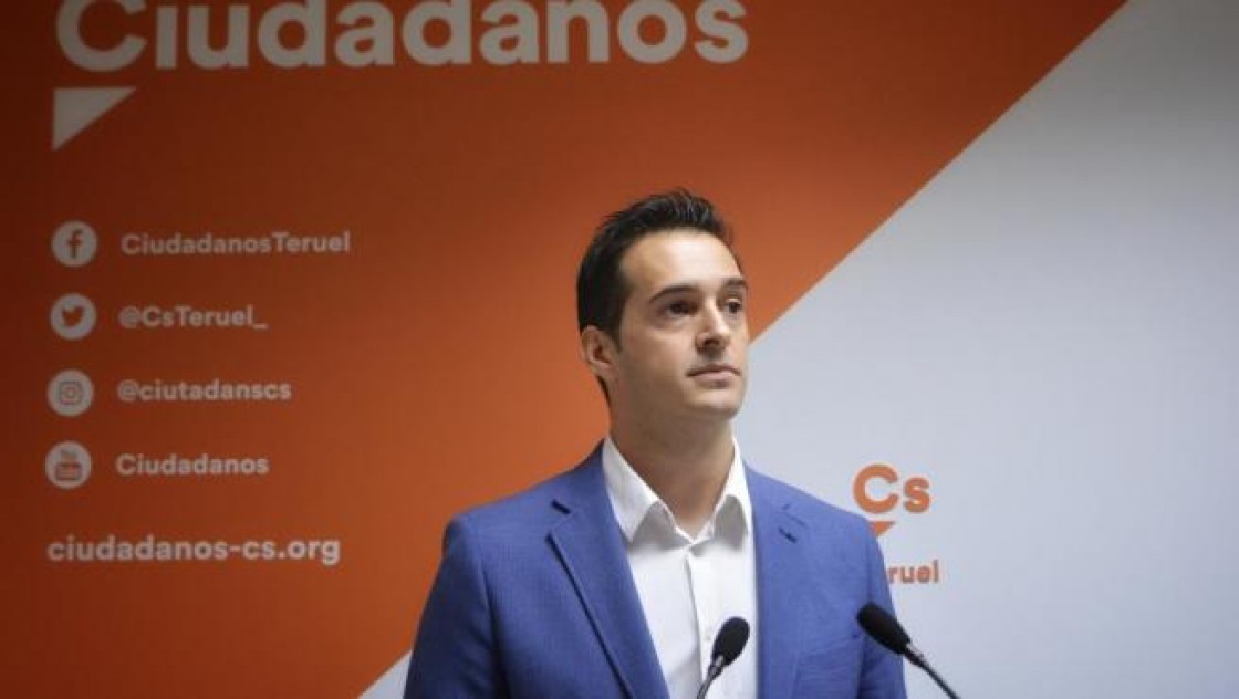 Cs pide a Aliaga que aclare en las Cortes cuándo se firmará el convenio para Andorra