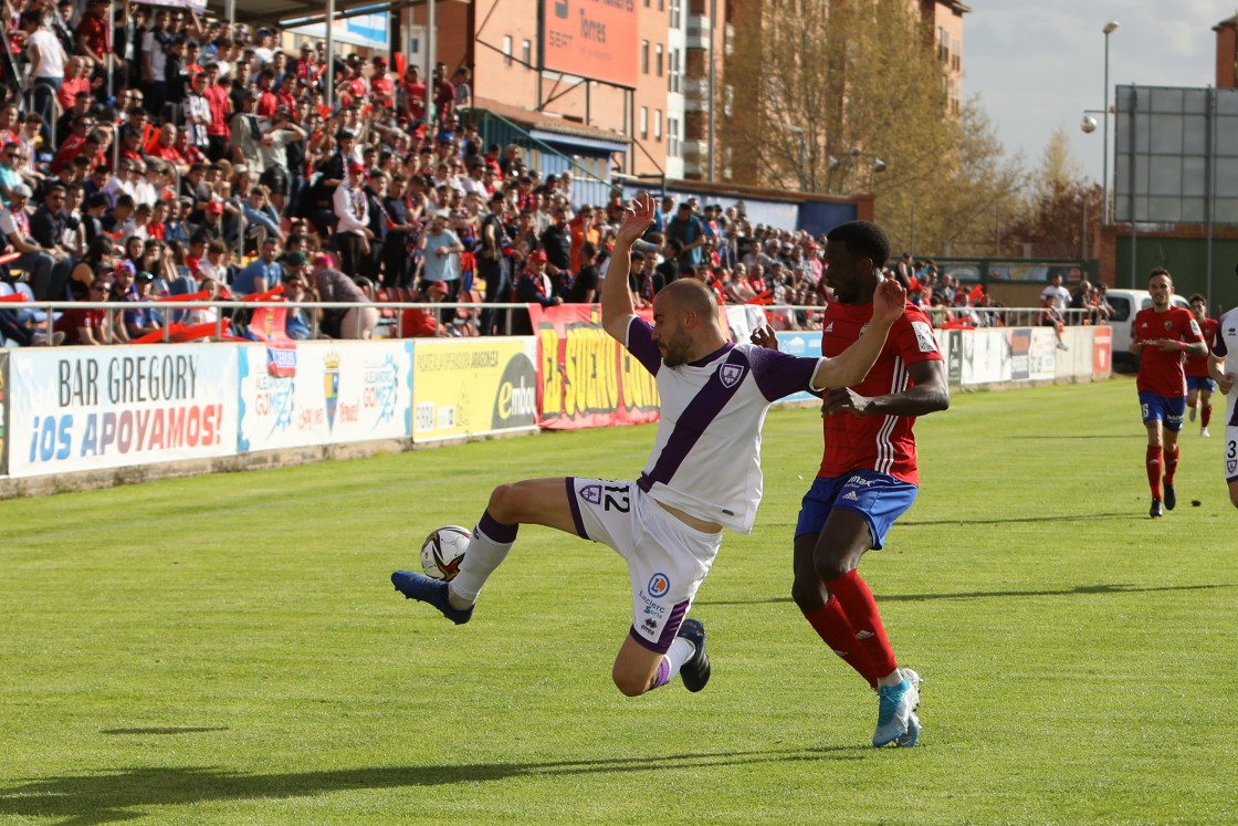 El CD Teruel despide la temporada en casa luchando por la cuarta plaza