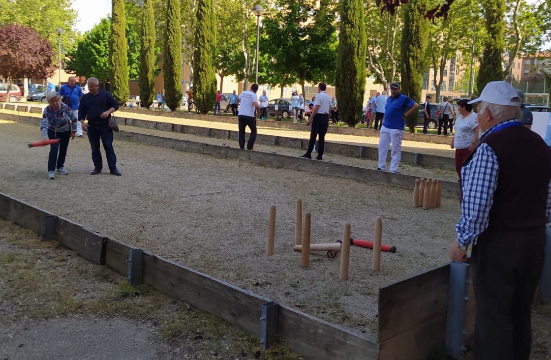 Escolares de Albarracín y de Aranda de Duero, hermanados por el Juego de la Oca