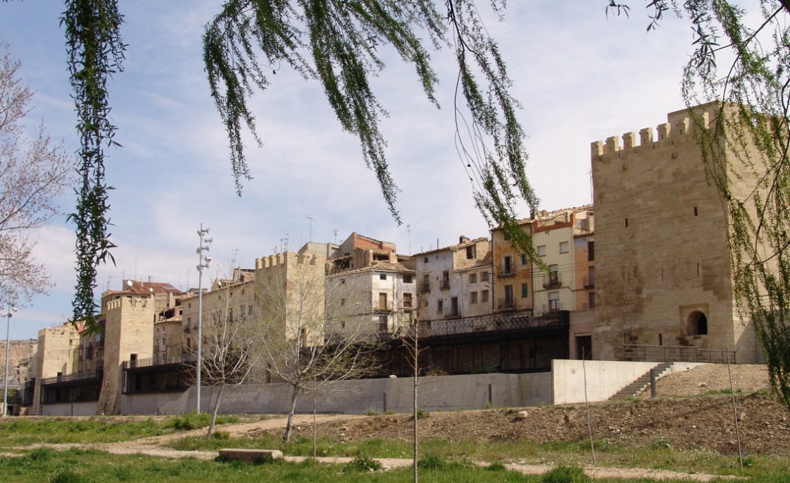 El Ayuntamiento de Alcañiz adjudica la obra para convertir los torreones en aulas de la Uned