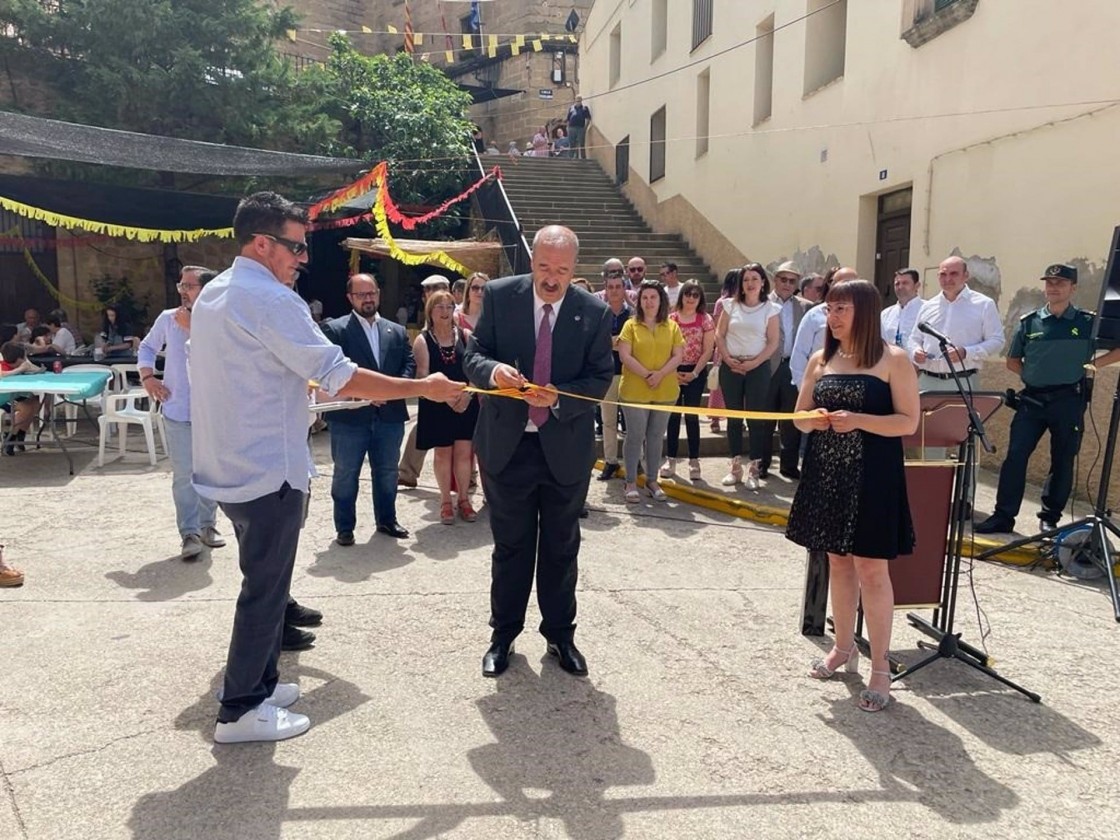 La Diputación de Teruel apoya la Feria de la Tapa de Valjunquera, una cita con productos de proximidad