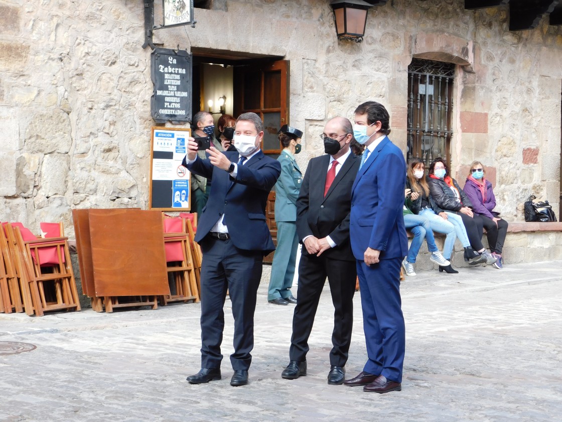 El Estado da tumbos con las ayudas al funcionamiento mientras Aragón no admite más excusas ni retrasos