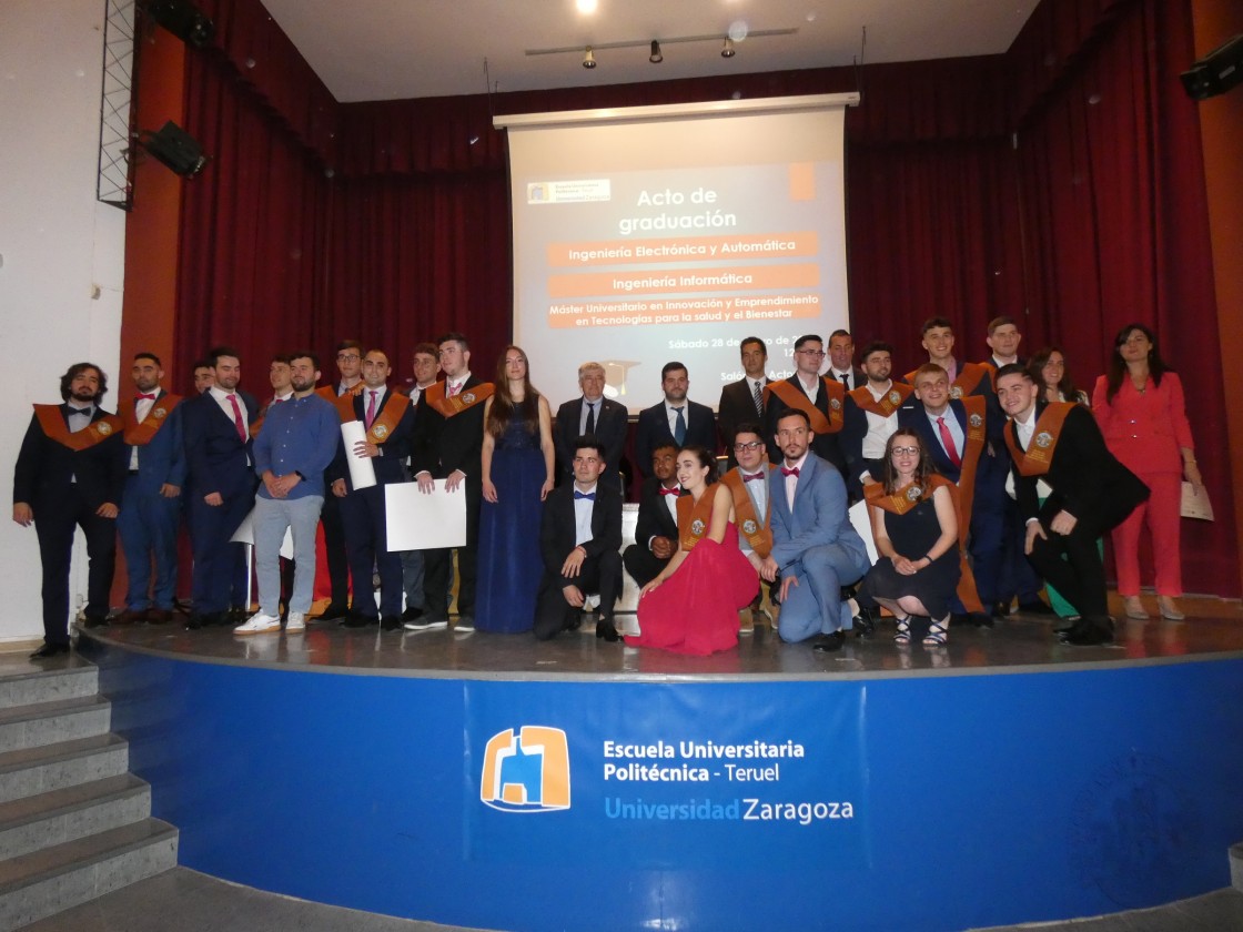 Las graduaciones universitarias resaltan la calidad y cercanía de la formación en Teruel