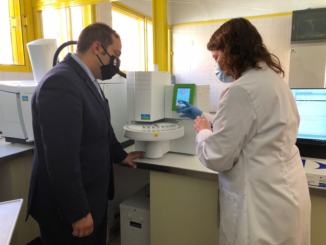 El Laboratorio de Medio Ambiente de la DPT adquiere un nuevo equipo para la mejora del análisis de aguas