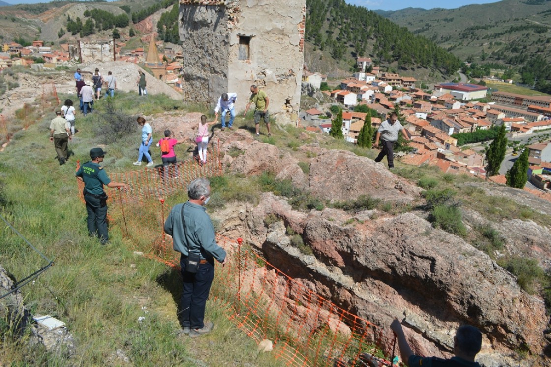 Las excavaciones en el castillo abren una ventana al pasado de Montalbán