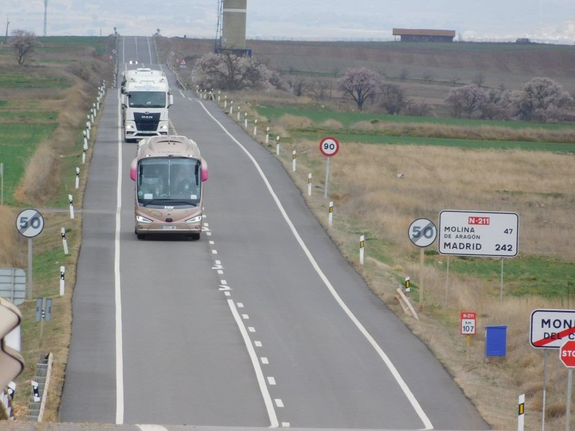 El Mitma ignora el reto demográfico y contempla dejar a 54 pueblos turolenses sin parada de autobús