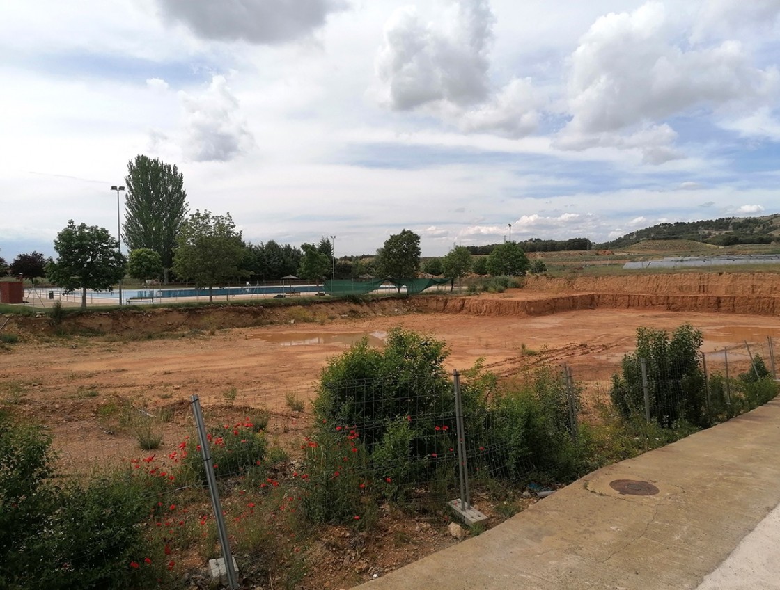 El coste de la nueva piscina climatizada de Teruel aumentará un 35%, hasta los 6 millones