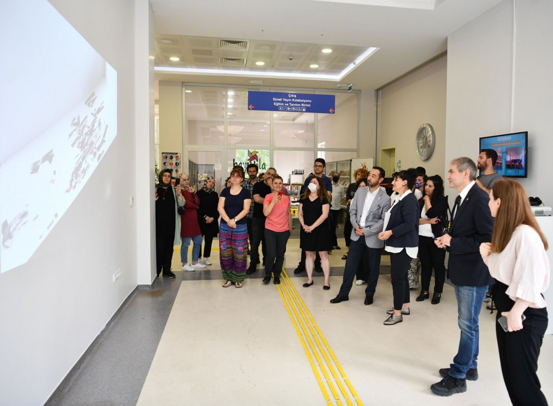 Dos universidades turcas y dos españolas colaboran en una exposición colectiva