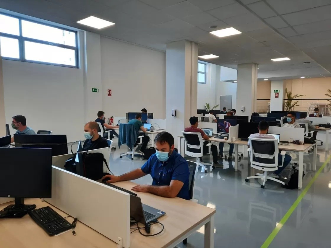 El Centro de Competencias Digitales de Renfe en Teruel cumple un año y ya cuenta con 51 trabajadores