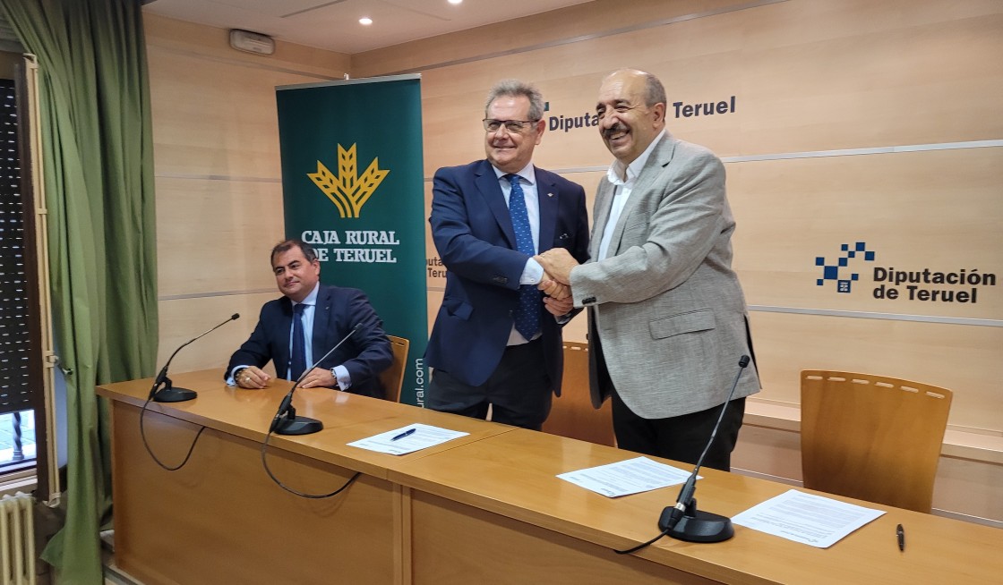 Diputación de Teruel y Caja Rural de Teruel suscriben un convenio de apoyo a las ferias agropecuarias, agroalimentarias y medioambientales