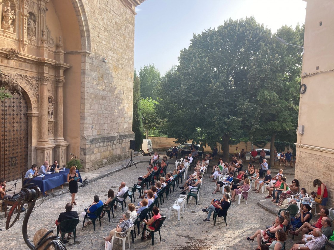 Arpegios y mudanzas, de Enrique Villagrasa, en la Semana Cultural de Burbáguena