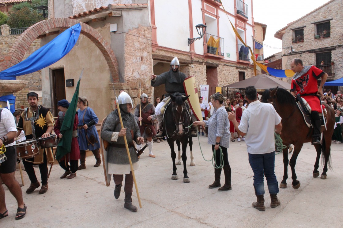 Monforte de Moyuela revive la llegada del Cid con un pueblo entregado al héroe castellano