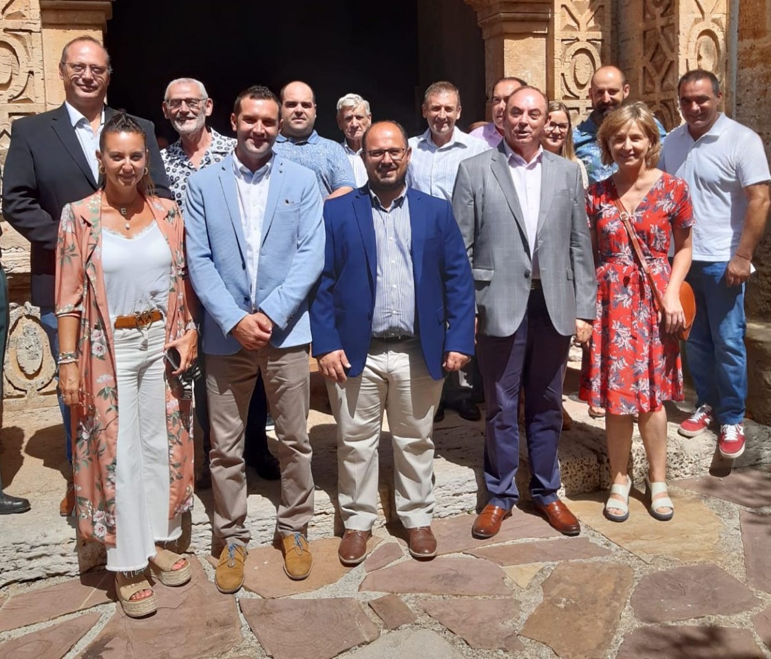 Los alcaldes del Alto Palancia muestran su gratitud a Aragón por su ayuda durante el incendio de Bejís