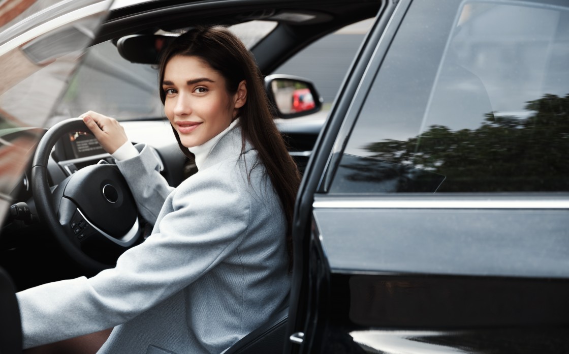 Tintar las lunas de un coche: qué debes saber