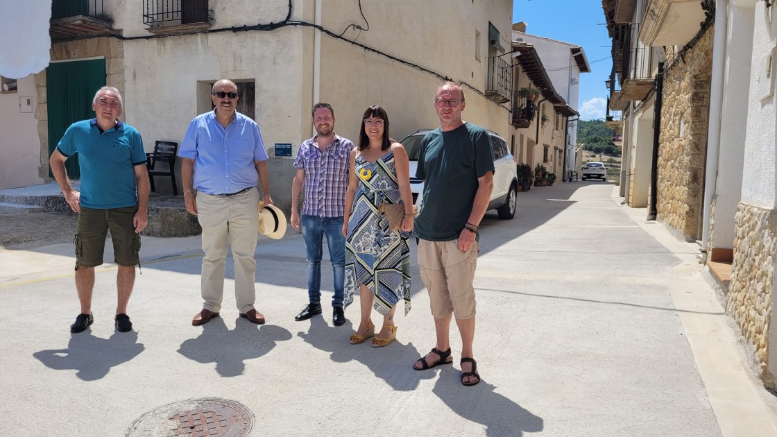 Torre de Arcas planea reformar las canalizaciones de la piscina y restaurar el acceso al puente medieval con el POS de DPT