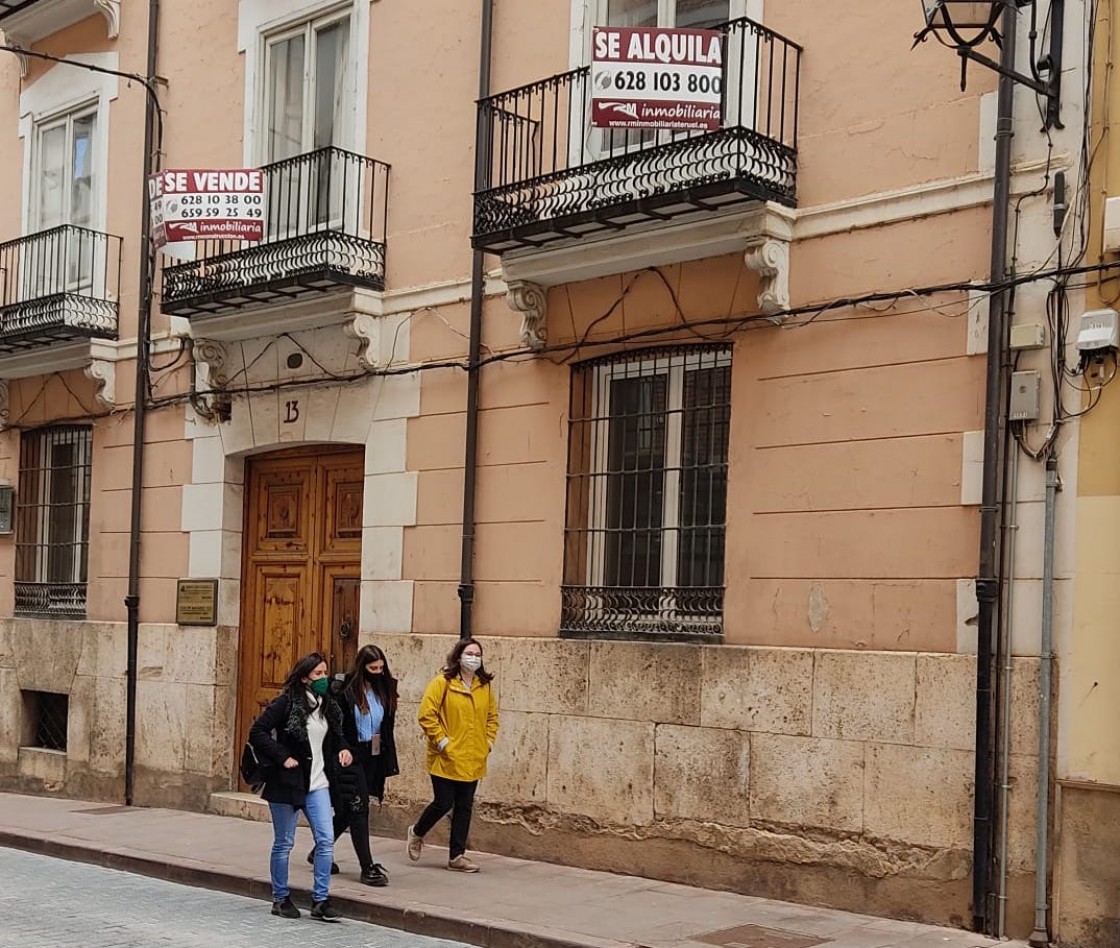 El alquiler de un piso de 90 metros: 594 euros en la capital y 513 en la provincia