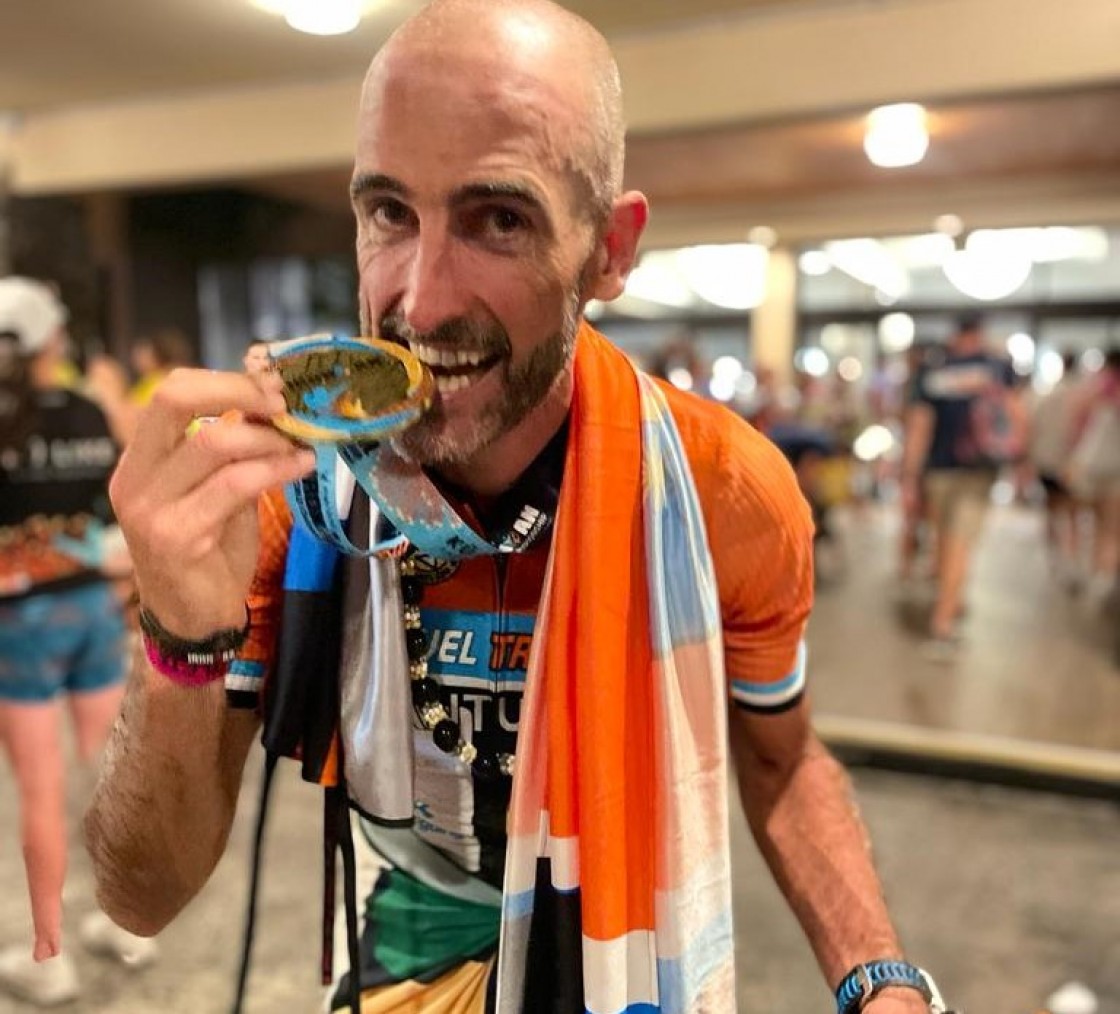 El turolense Antonio Pérez completa el Ironman de Kona, en Hawaii