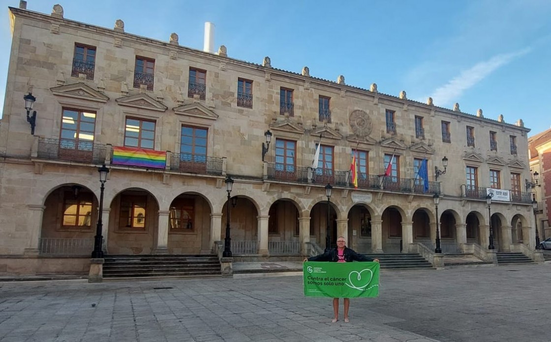 Juan Manuel Darijo recorre la distancia entre Soria y Benaguasil andando descalzo: 