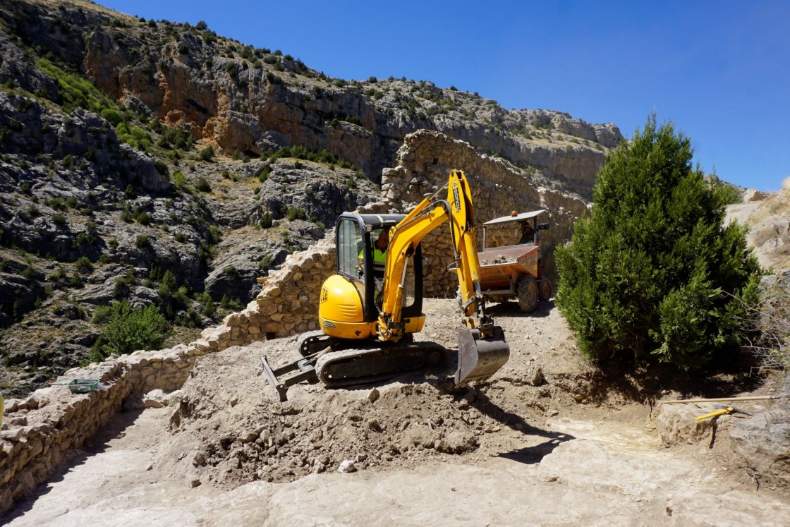 Concluyen los trabajos de recuperación de la muralla y el paisaje sur de Albarracín