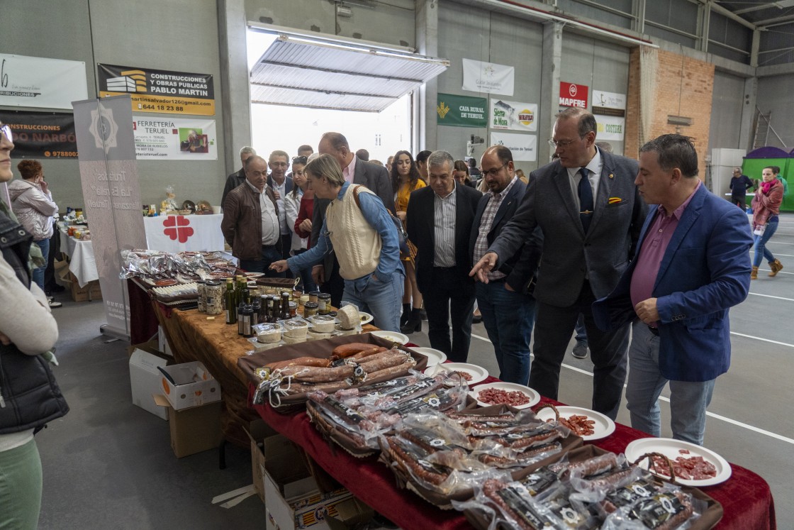 Maquinaría, ganado, artesanía y productos agroalimentarios, en la Feria de Mora de Rubielos