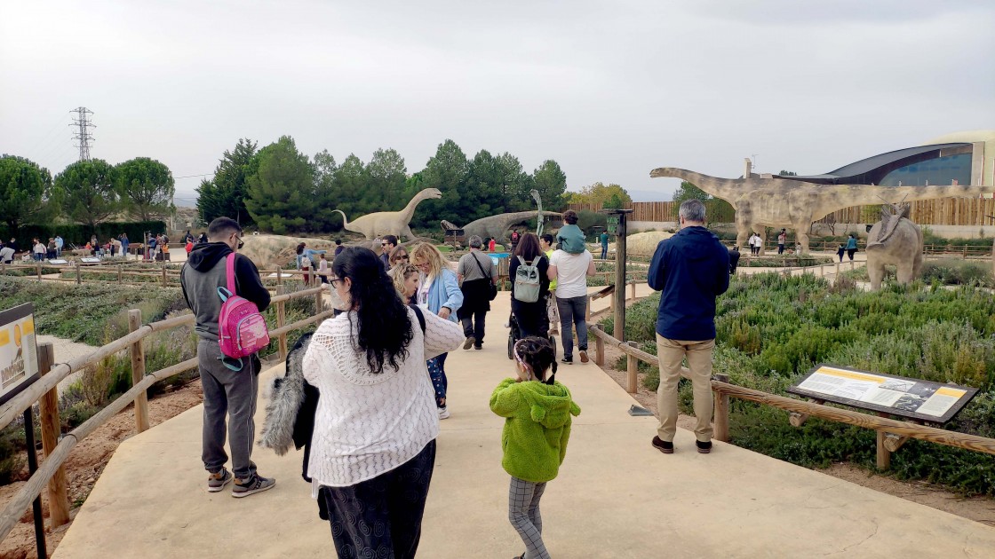 Territorio Dinópolis recibe 7.614 visitantes durante el puente de Todos los Santos