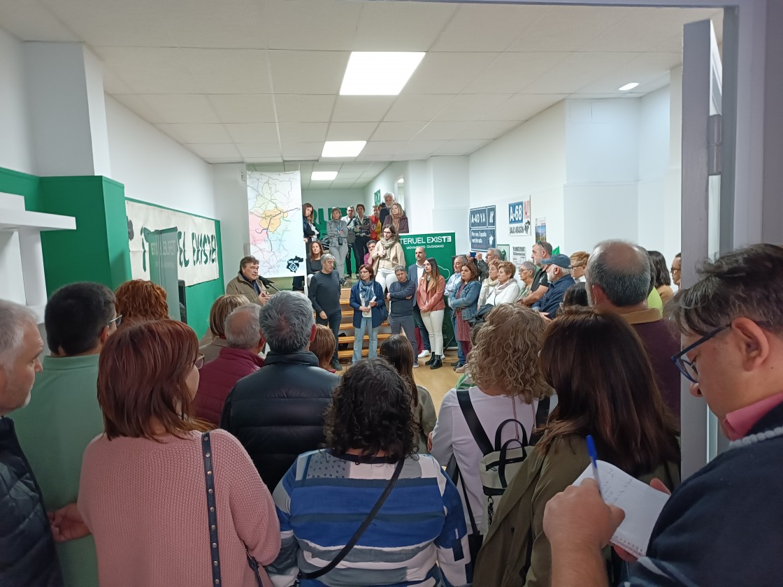 Teruel Existe abre sede en Alcañiz en un acto que reivindica el movimiento ciudadano por el Bajo Aragón