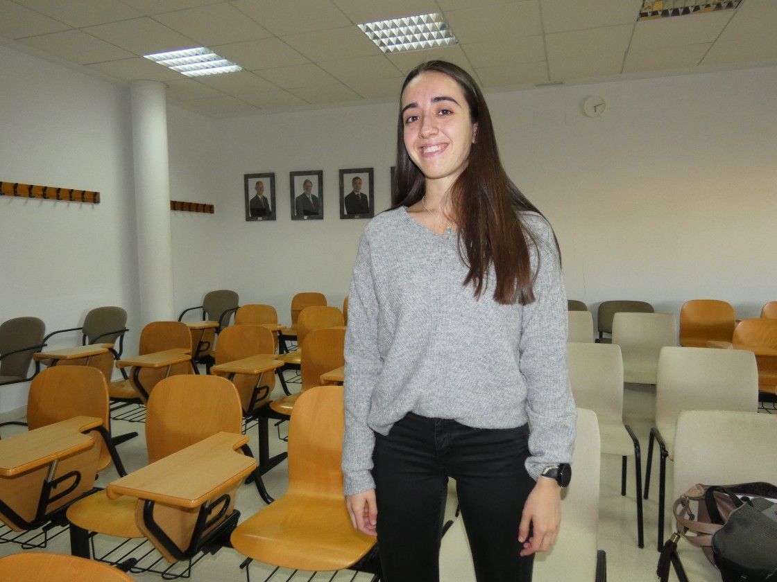 Virginia Casino Sánchez, graduada en Ingeniería Informática por la EUPT: “La inteligencia artificial cada vez está en más lugares y no nos damos cuenta de ello”