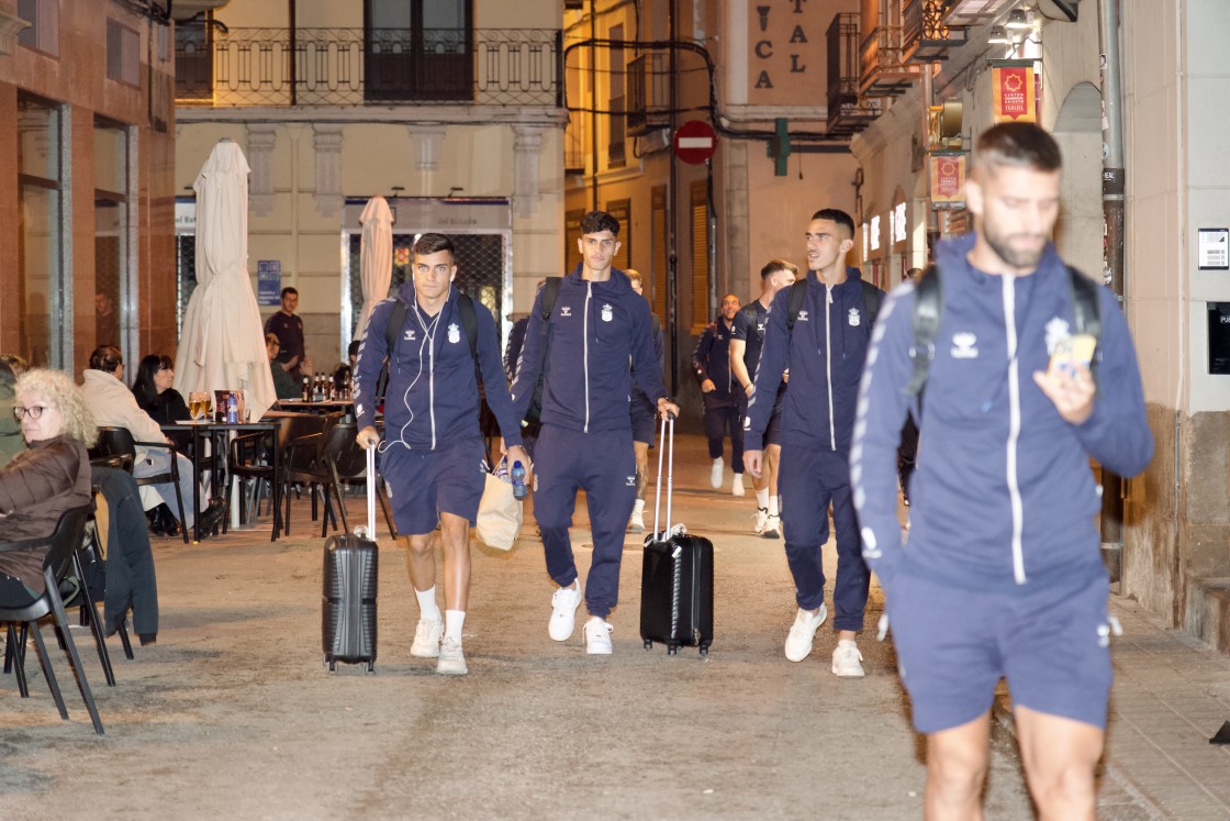 Víctor Bravo apostará por jugadores menos habituales para un “partido especial” en la Copa ante Las Palmas