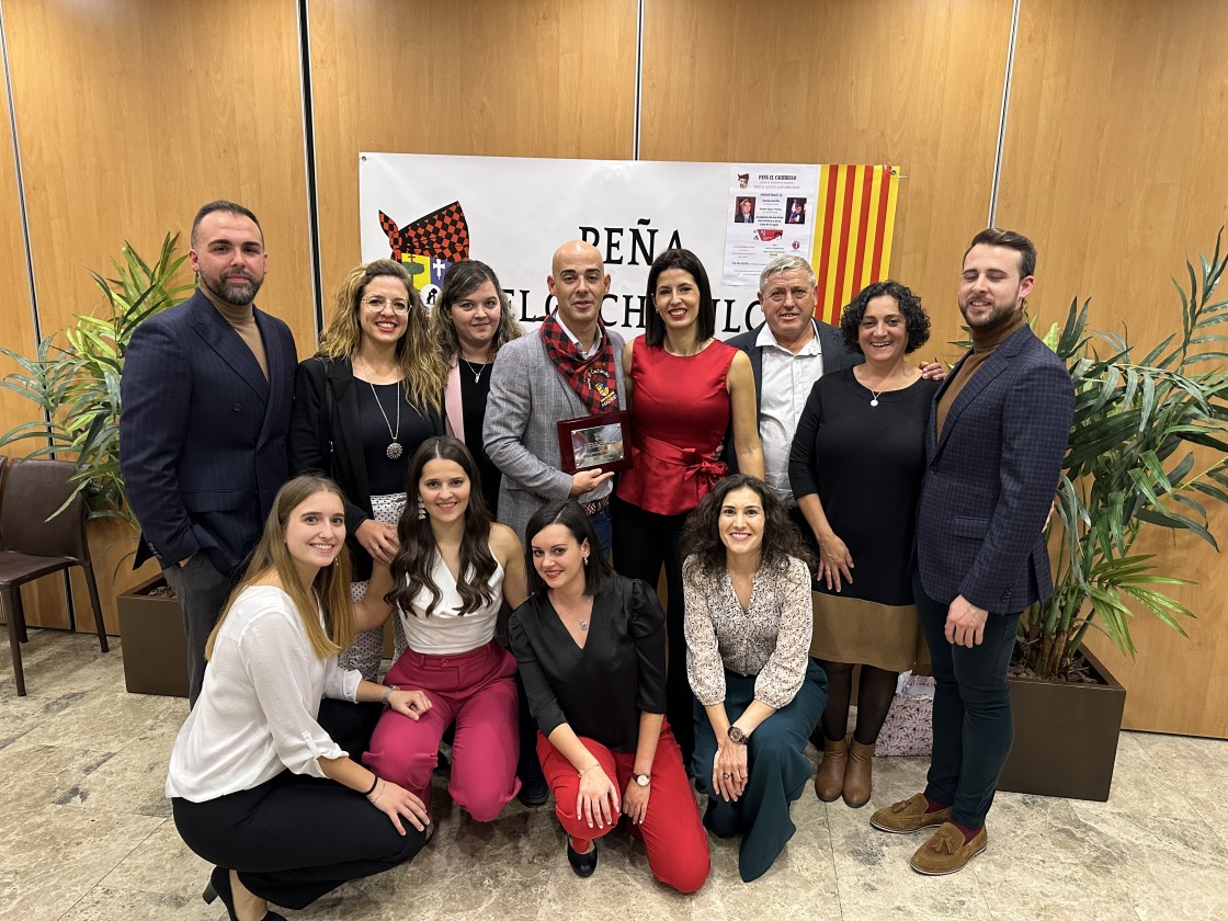 Víctor Bajo Flores recoge el Cachirulo de Honor de la Casa de Aragón en Madrid