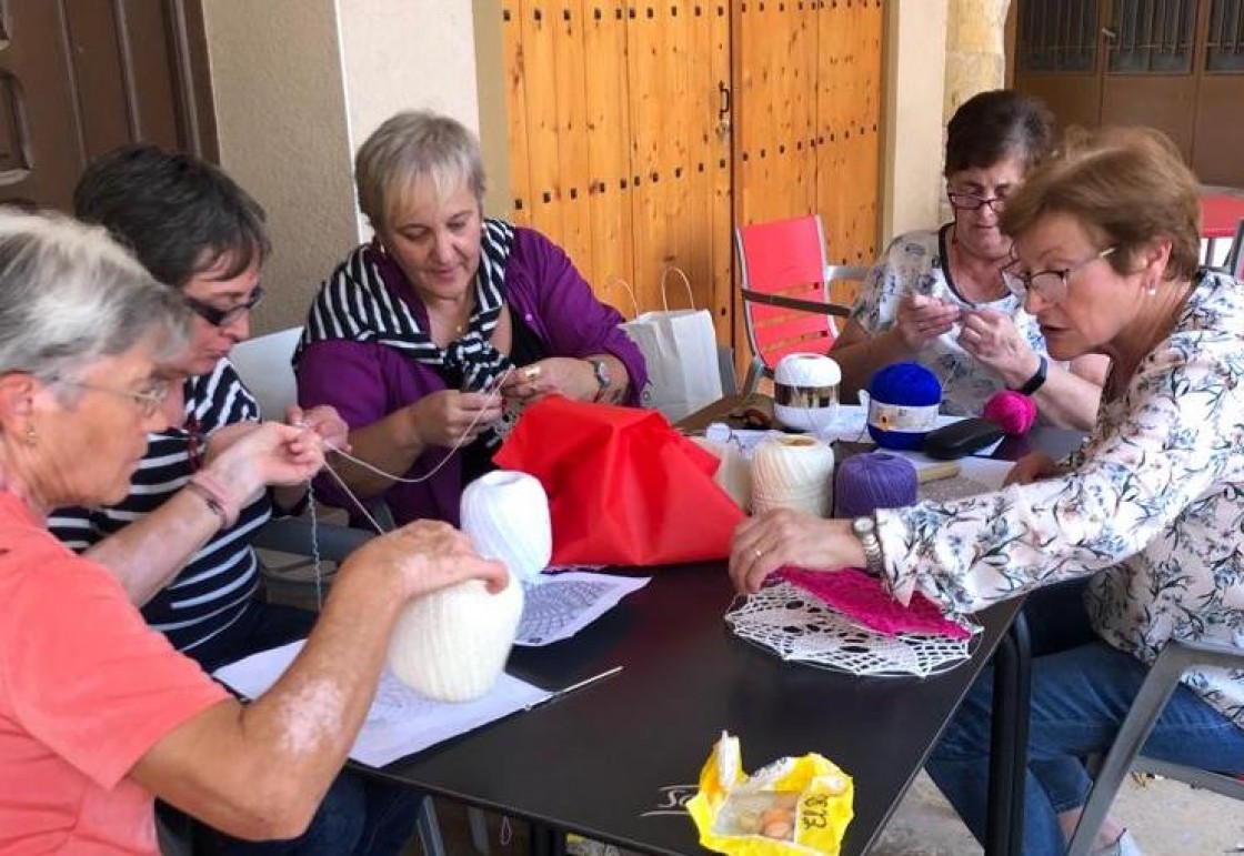 'Tejiendo Mariposas', la última iniciativa para conmemorar el 25N en la Comarca del Maestrazgo