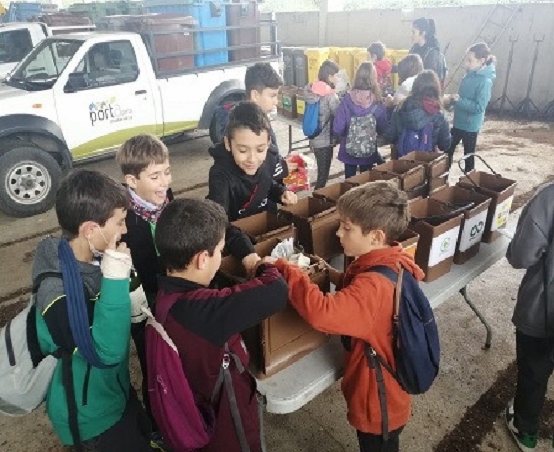 Mazaleón, Lledó y Arens se preparan para implantar el 'Porta a porta' el día 28