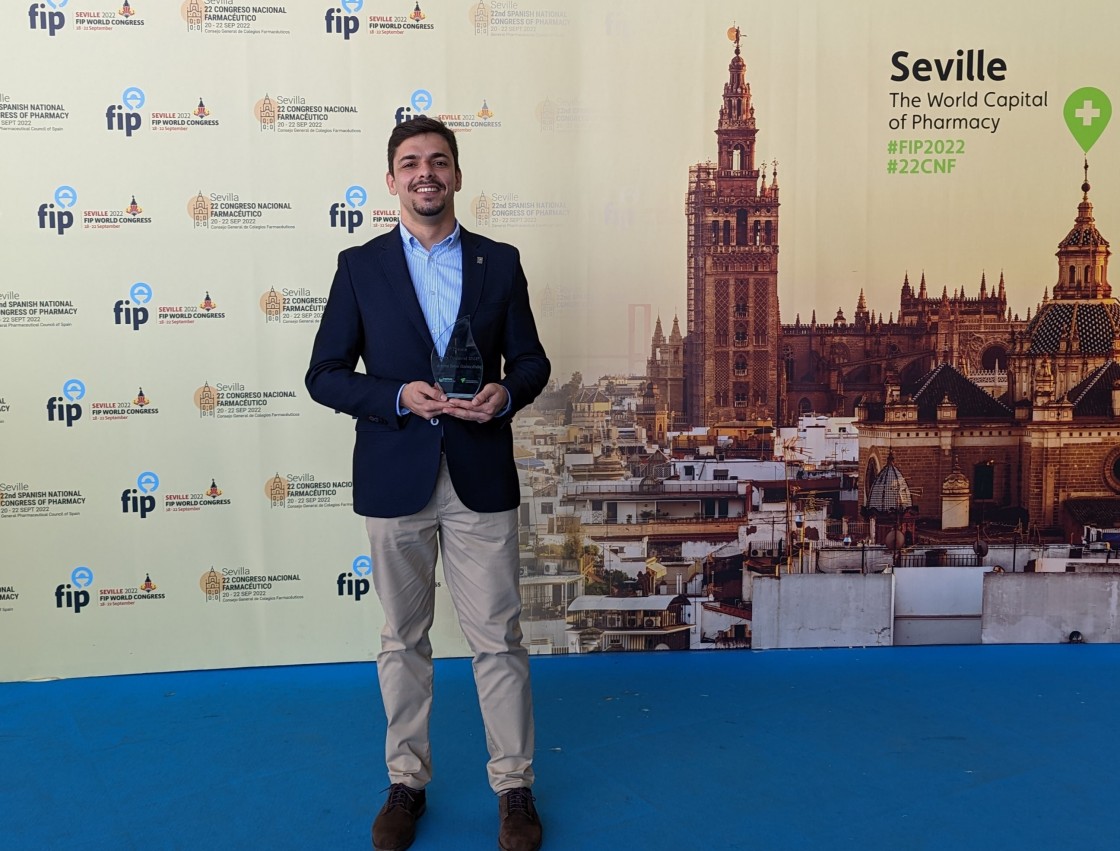 El turolense Mariano Giménez recibe un premio nacional por su tesis sobre el té de roca