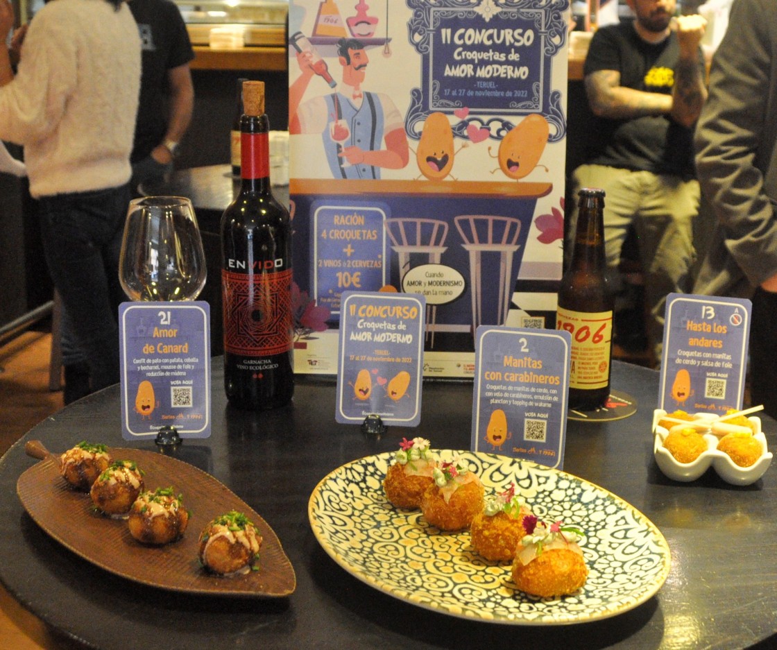 La propuesta ‘interactiva’ de La Barrica se hace con el Premio de la Croqueta de Oro