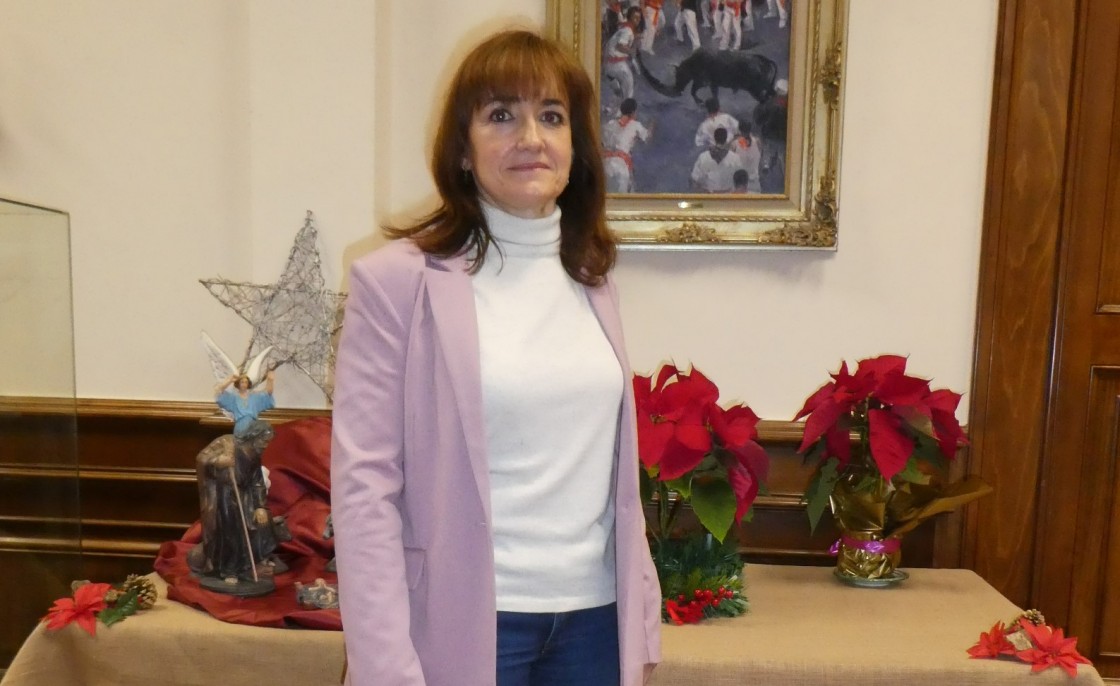 Ana Belén Macipe, presidenta de Interpeñas: “Esperamos dinamizar el Centro en Nochevieja con el vermú y el tardeo en la Glorieta”