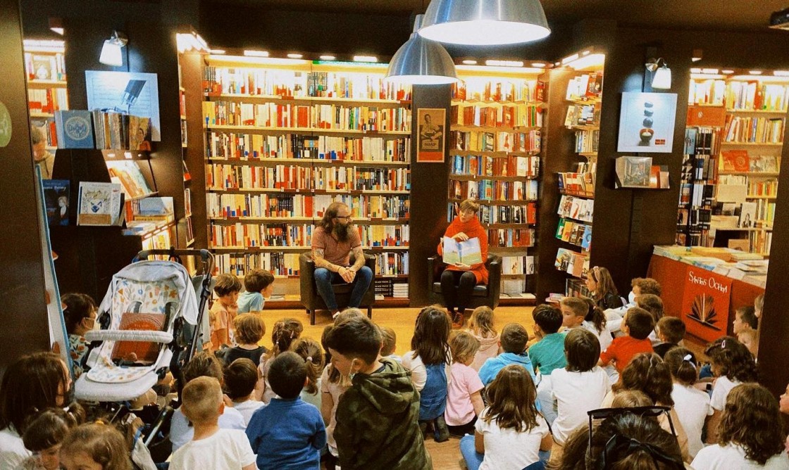 La librería Santos Ochoa de Alcañiz inicia los actos por su décimo aniversario