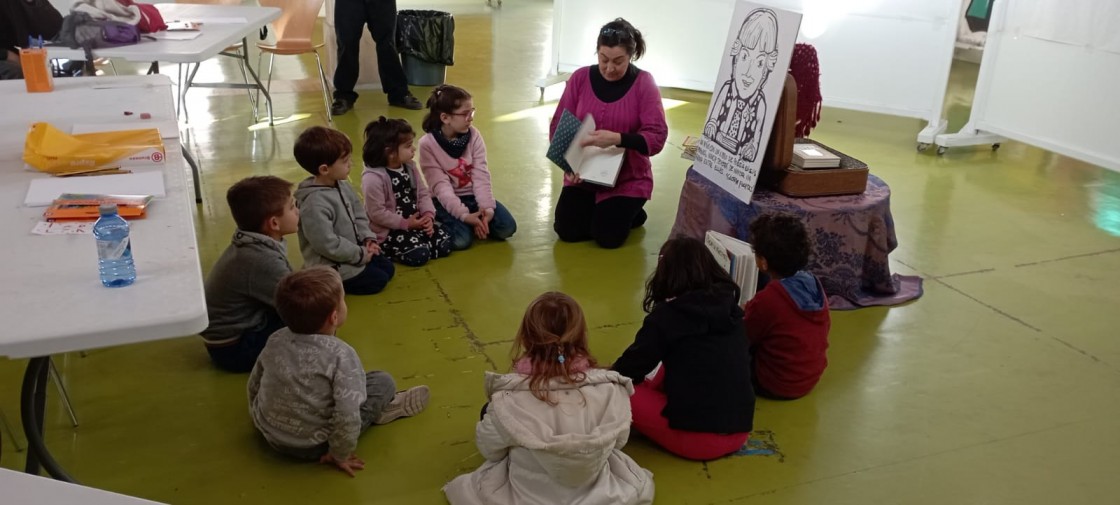 Poeisis organiza talleres escolares de literatura e ilustración