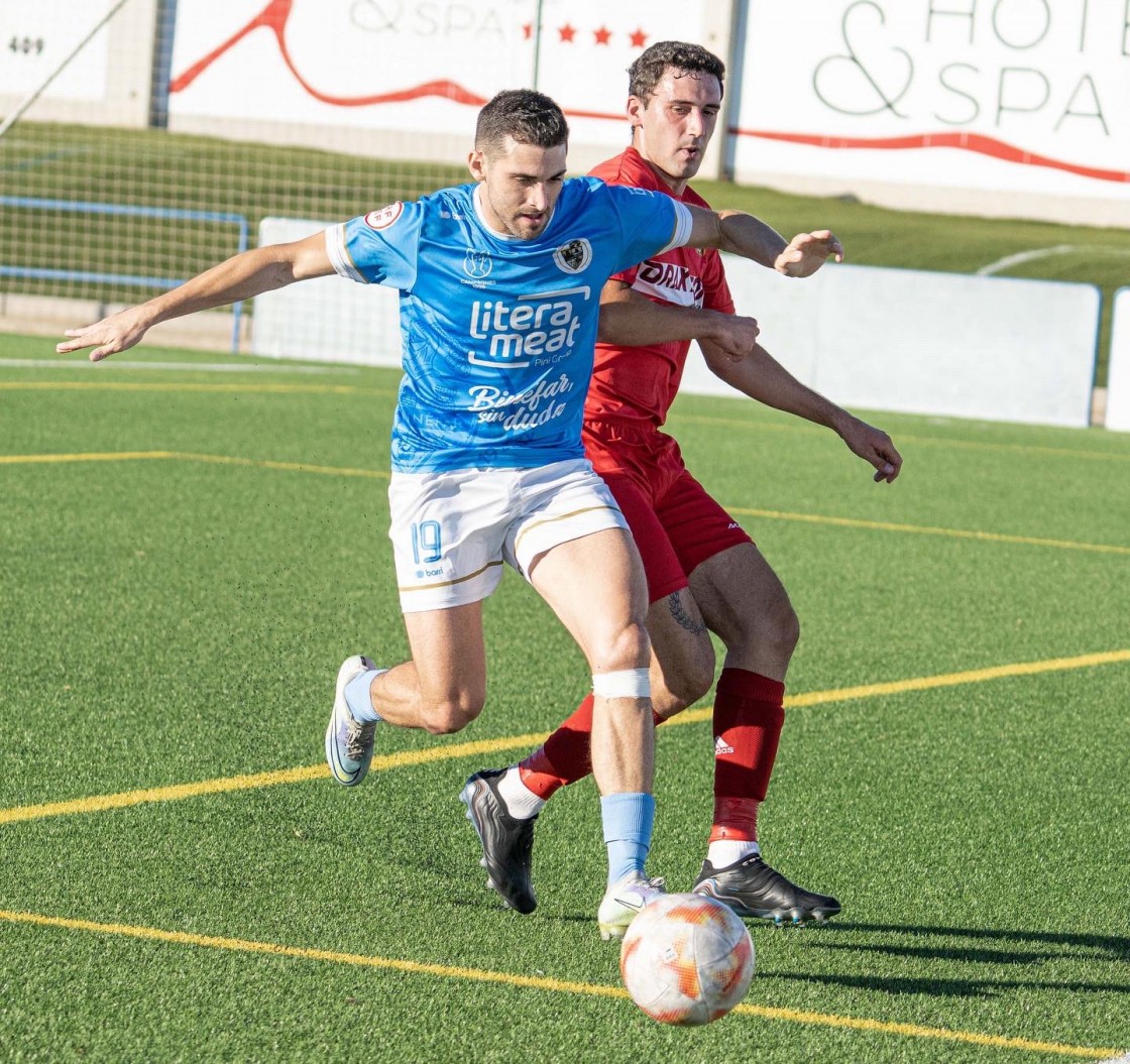 Yeray Jaraba suple la salida de Nenad Stokic en el Utrillas