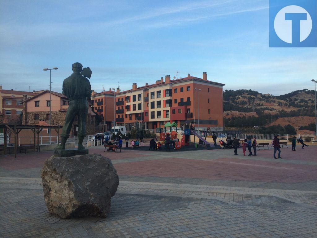 La plaza al final de la calle Mayor de Teruel ya se llama parque del Labrador
