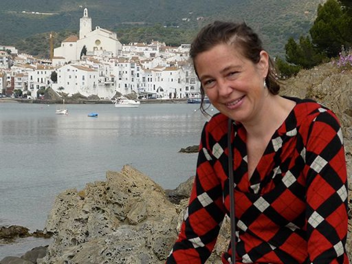 Marta Momblant presenta la obra ganadora del último Premi Guillem Nicolau en la Escuela de Idiomas de Alcañiz