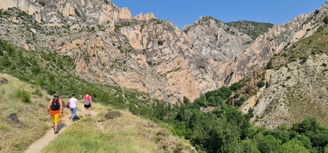 La Comarca del Maestrazgo apoya con 13.000 euros a las asociaciones turísticas en 2022