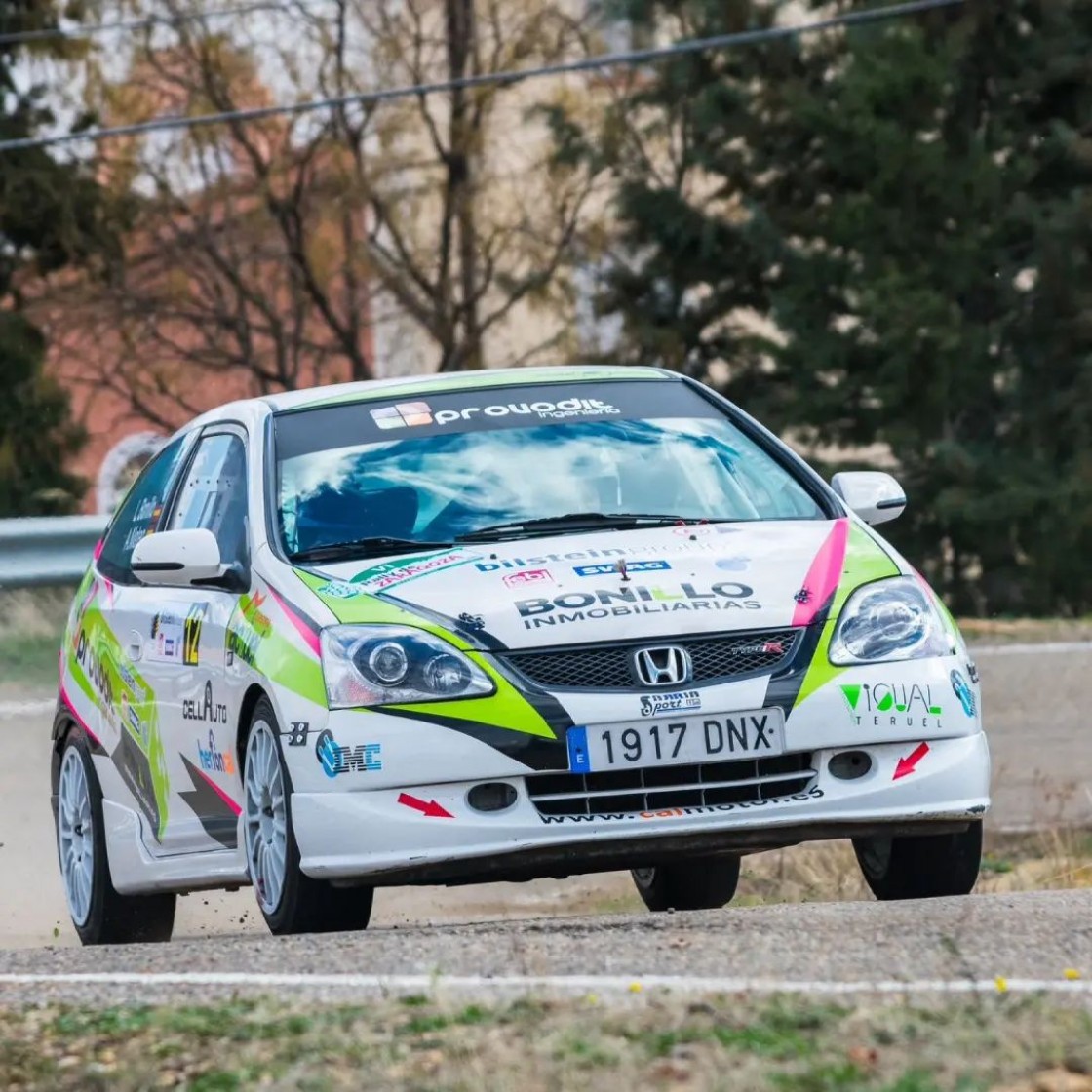 Toma de contacto positiva para los pilotos turolenses en el Rally de Zaragoza
