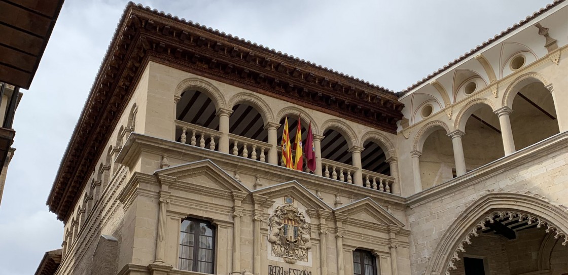 El Ayuntamiento de Alcañiz bonificará 376.000 euros de las obligaciones fiscales a multitud de familias