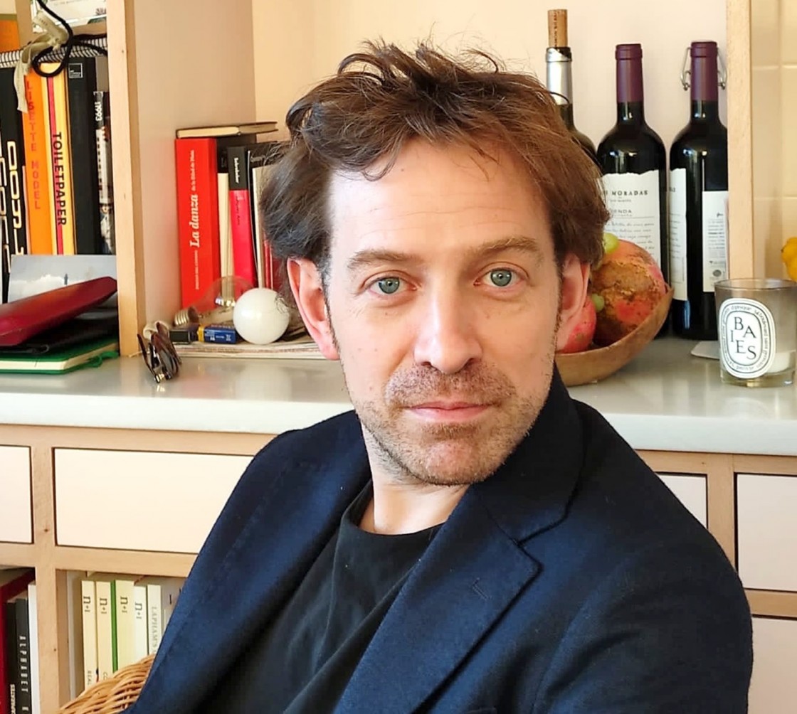 Emilio Martínez-Lázaro rodará ‘El hipster’ en La Fresneda y Fuentespalda por el director
