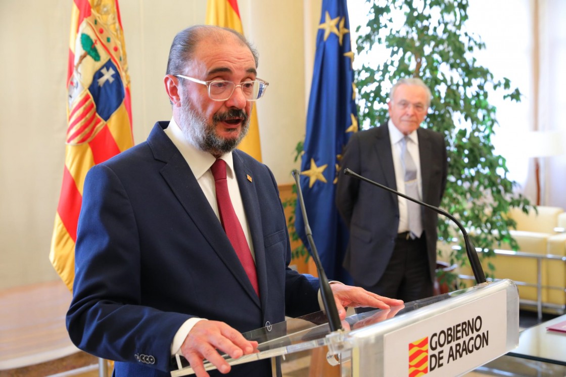 Lambán dice que el PP carece de