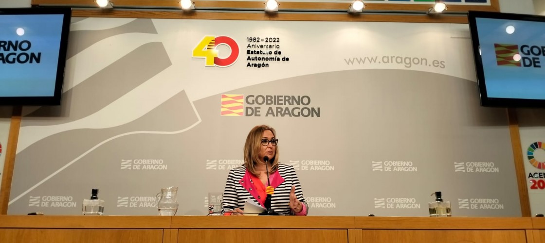 Mayte Pérez dice, tras el acuerdo PP-Aragoneses, que el nuevo partido de Elena Allué es