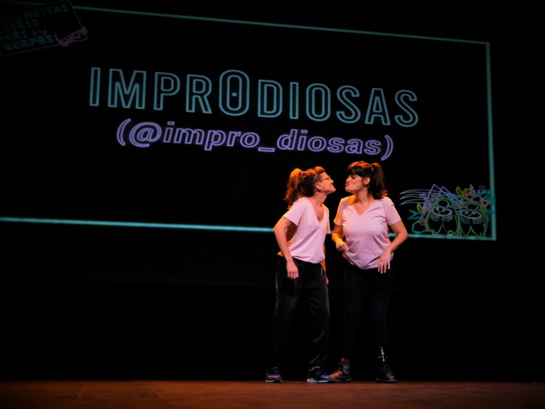 Ana Nirvana y Lorena Marciana, actrices: “Queremos impulsar el teatro de improvisación en Teruel porque sabemos que funciona”