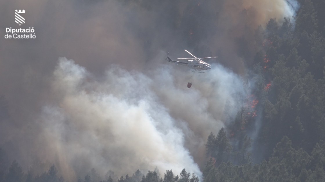 Pedro Sánchez viaja este lunes a las zonas afectadas por el incendio en Castellón y Teruel