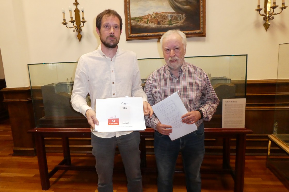 EMT ha presentado en cuatro años 189 iniciativas en el Ayuntamiento con un concejal en el grupo